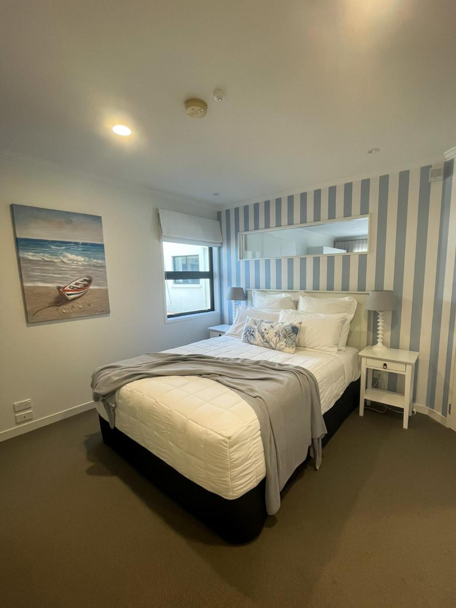 Ocean Breeze Resort Pauanui Exteriör bild