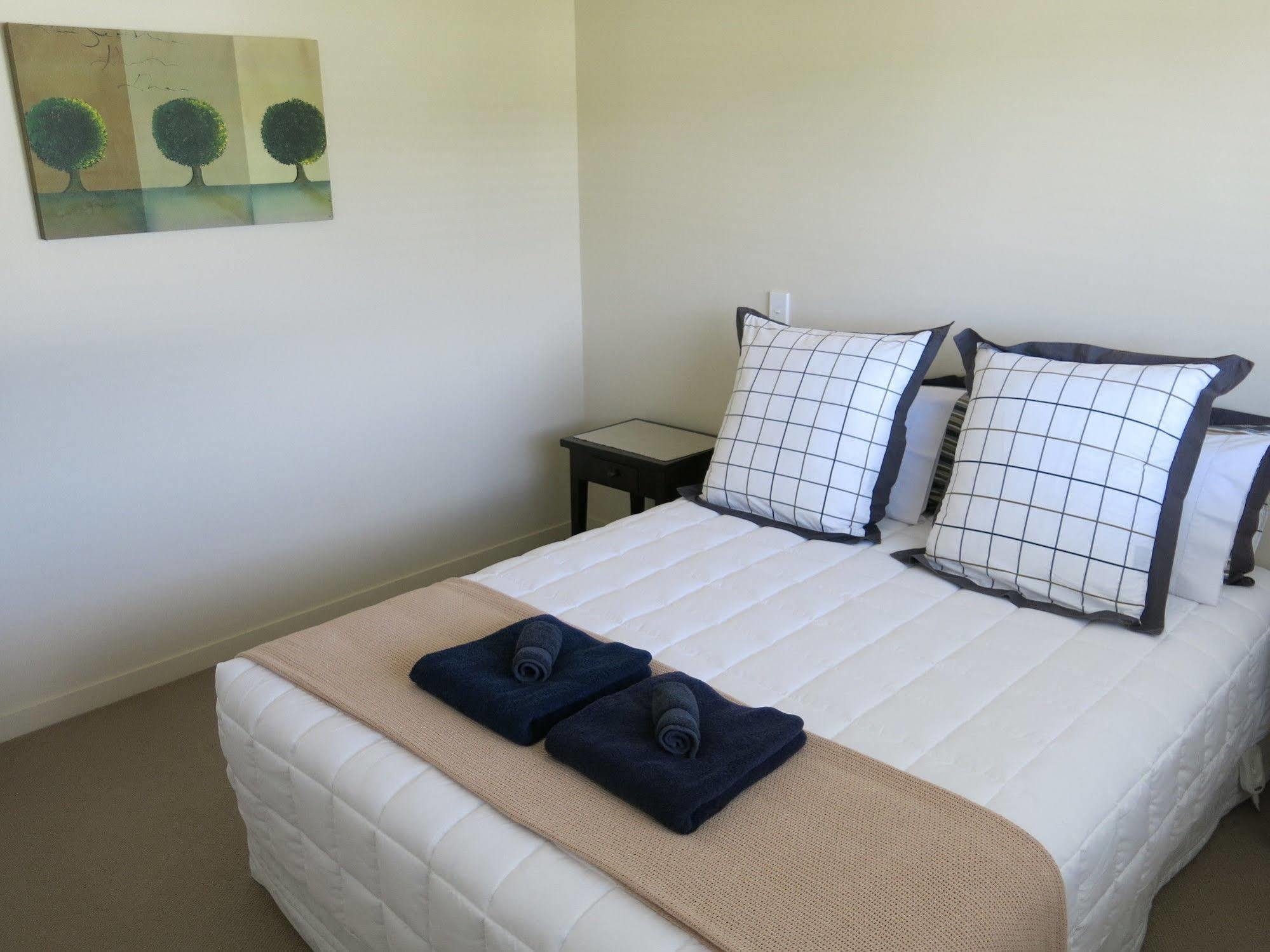 Ocean Breeze Resort Pauanui Exteriör bild